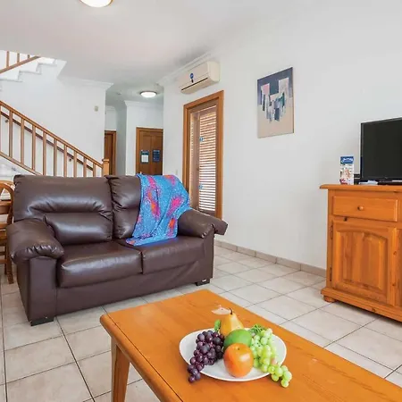Puerto Del Carmen Sleeps 4 Air Con Wifi
